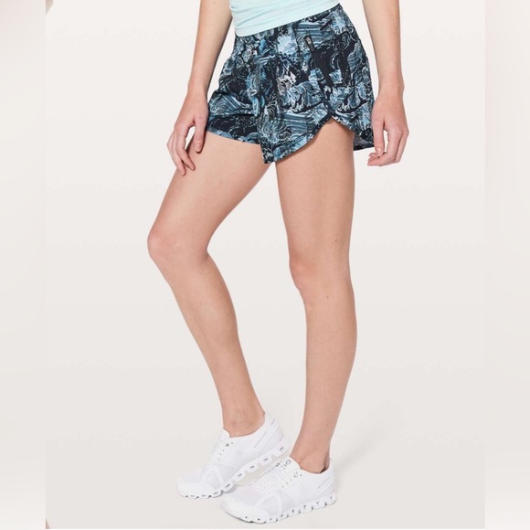 lululemon athletica Pants - Lululemon Tracker Short V Eternal Wave Starlight Black sz 12